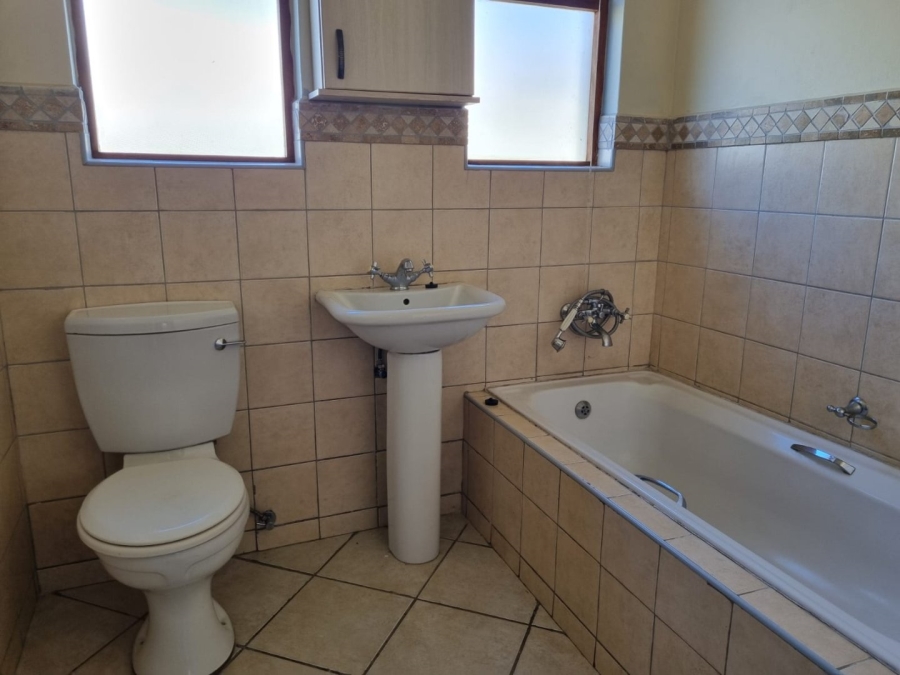 3 Bedroom Property for Sale in Hillside Free State